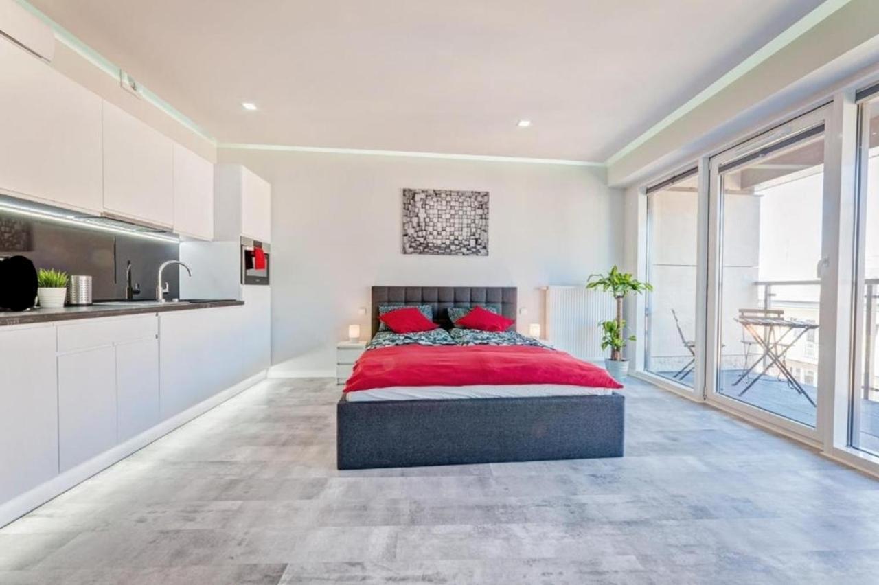 Good Time Apartments - Boznicza 1 I Male Garbary 8 Poznan Luaran gambar