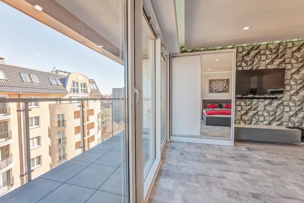 Good Time Apartments - Boznicza 1 I Male Garbary 8 Poznan Luaran gambar