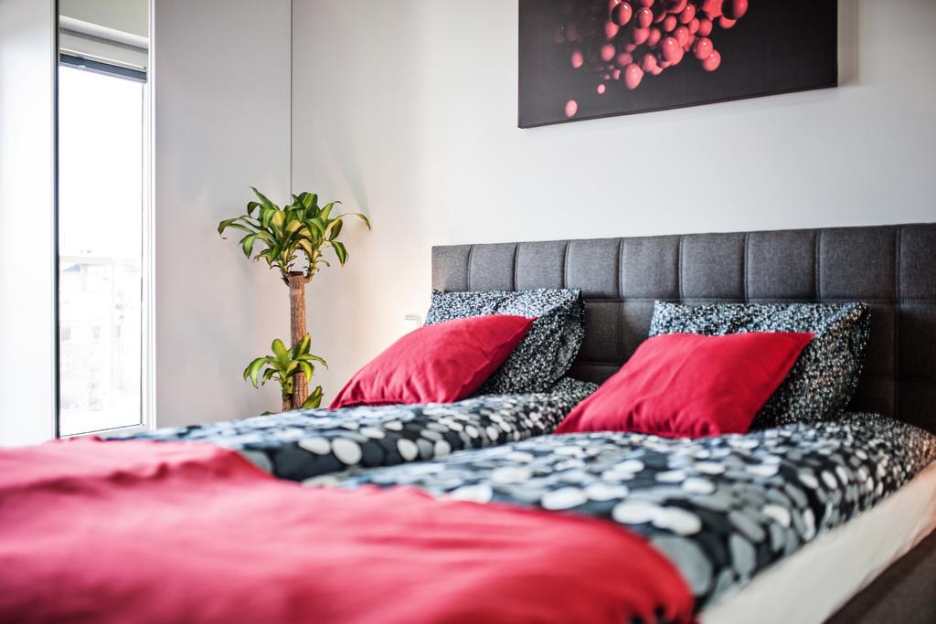 Good Time Apartments - Boznicza 1 I Male Garbary 8 Poznan Luaran gambar